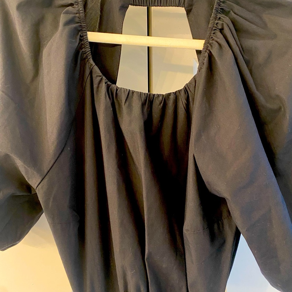 Black Abercrombie puff sleeve dress
